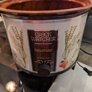 Vintage crock pot